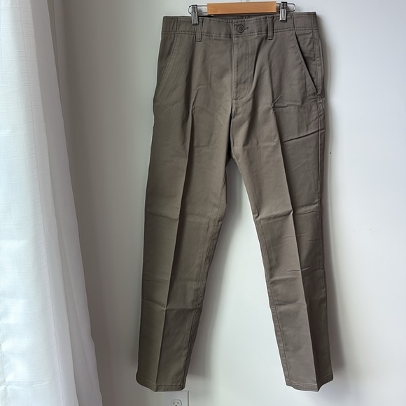 NWT Lee Performance Stretch Extreme Comfort Straight Fit Pants Breen Size 31x32 - Picture 1 of 10
